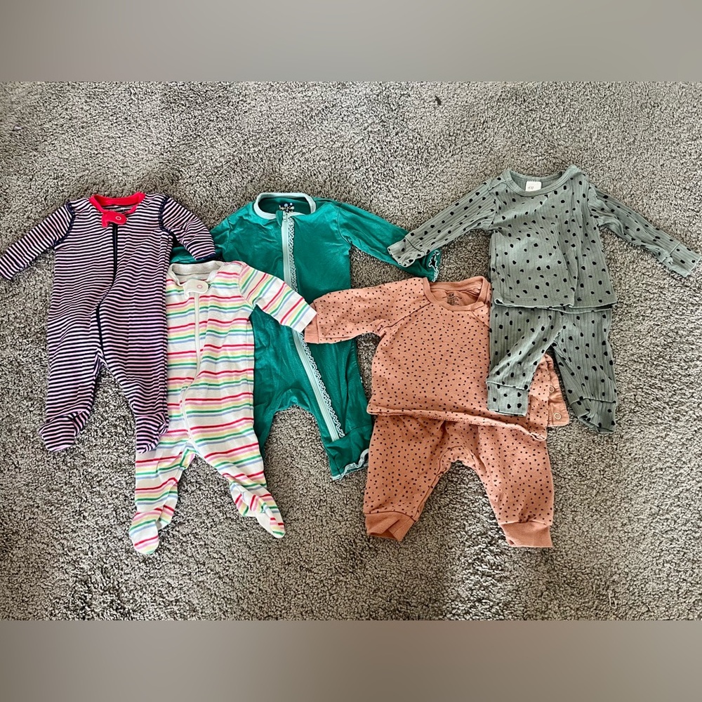 Newborn baby girl clothing bundle